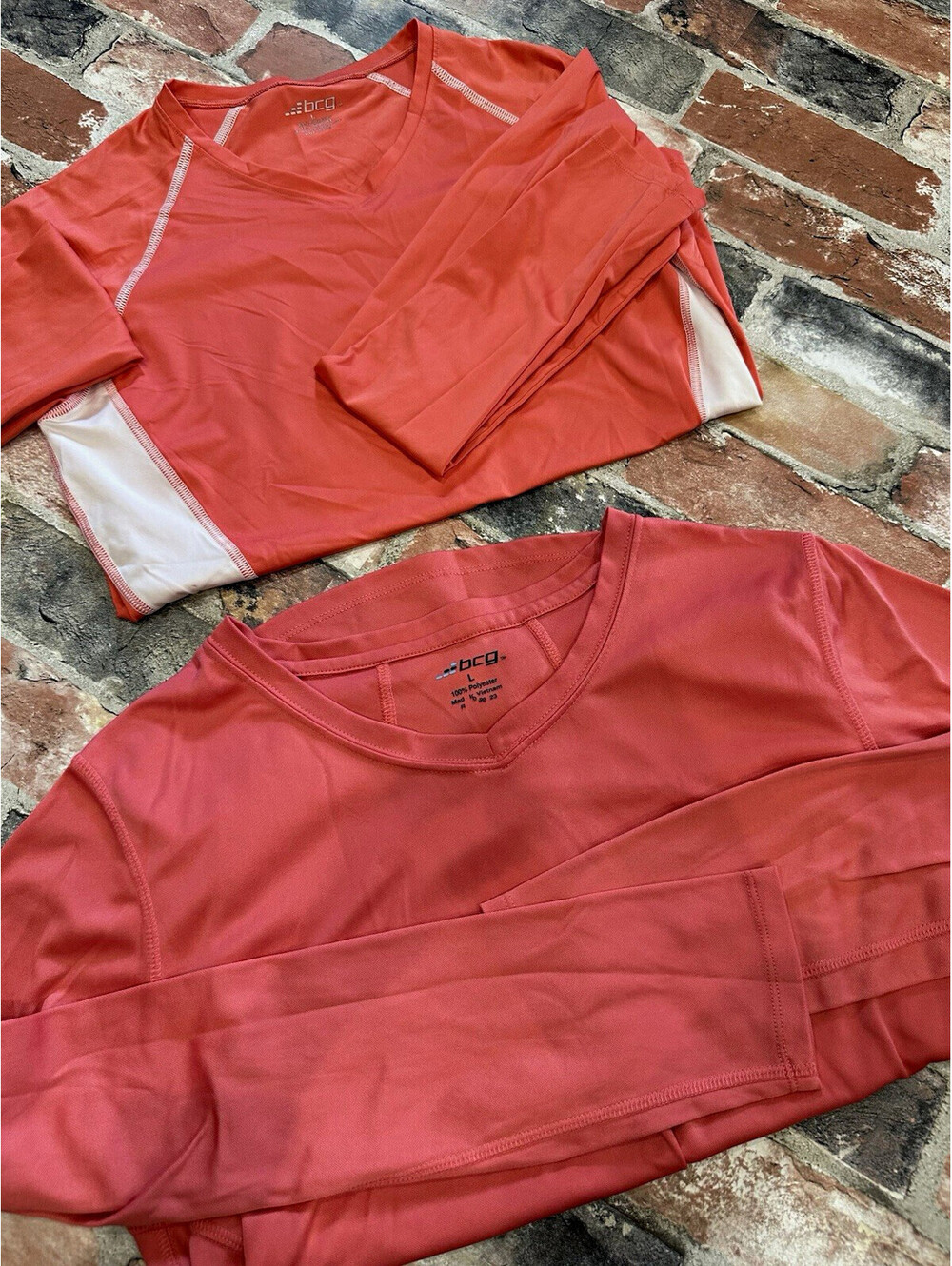 BCG Women’s Lot of 2 V-Neck Long Sleeve Athletic Pullover Lightweight Size LG